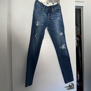 Size 6 American eagle jeans